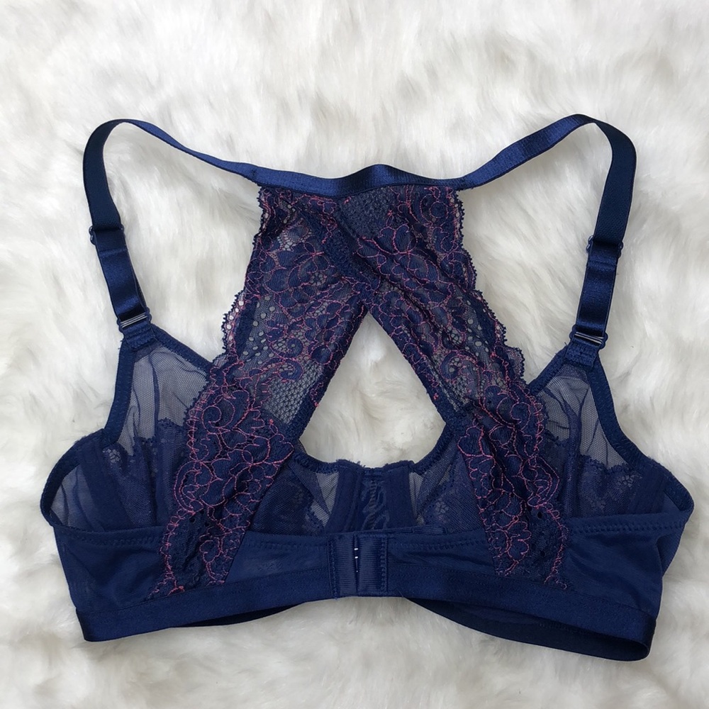 Triumph Navy Blue Pink Stitch Underwire Bra 34B NEW - Picture 6 of 11